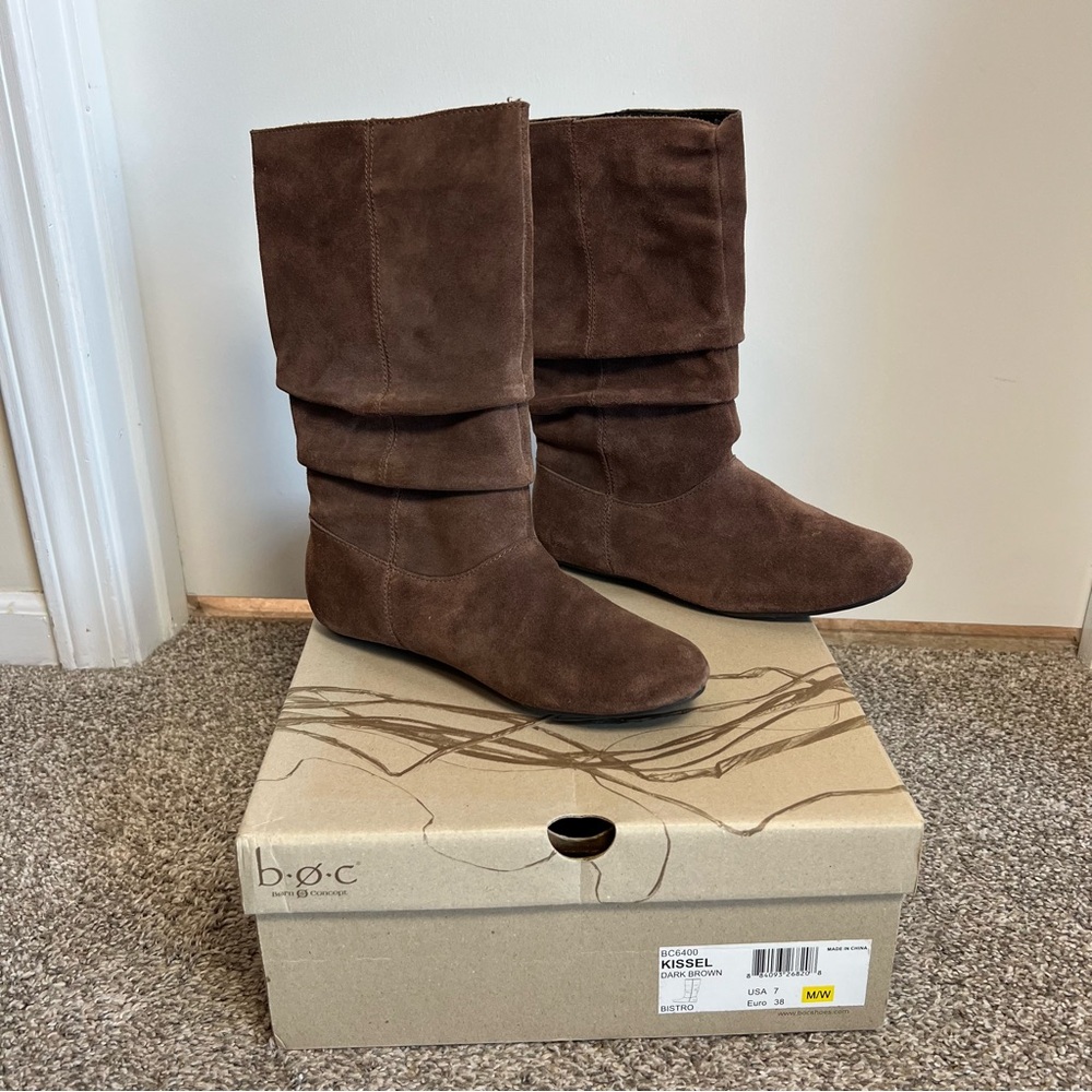 BOC Born Concepts Brown Suede Mid Calf Pull On Boots Bistro style,‎ Size 7